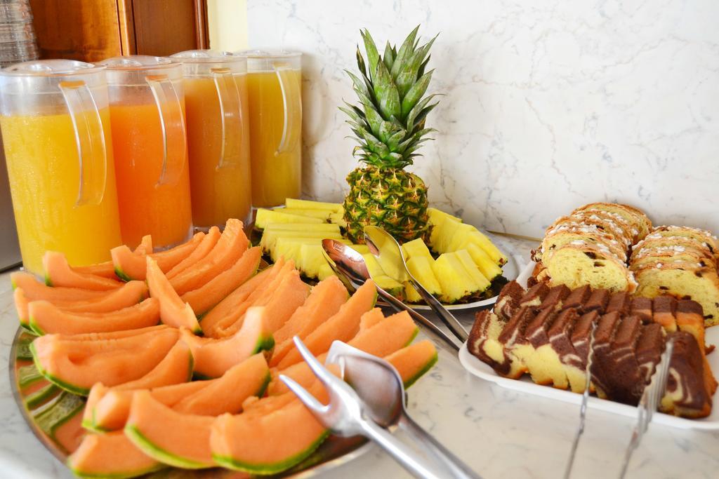Hotel Midi Лидо ди Йезоло Екстериор снимка